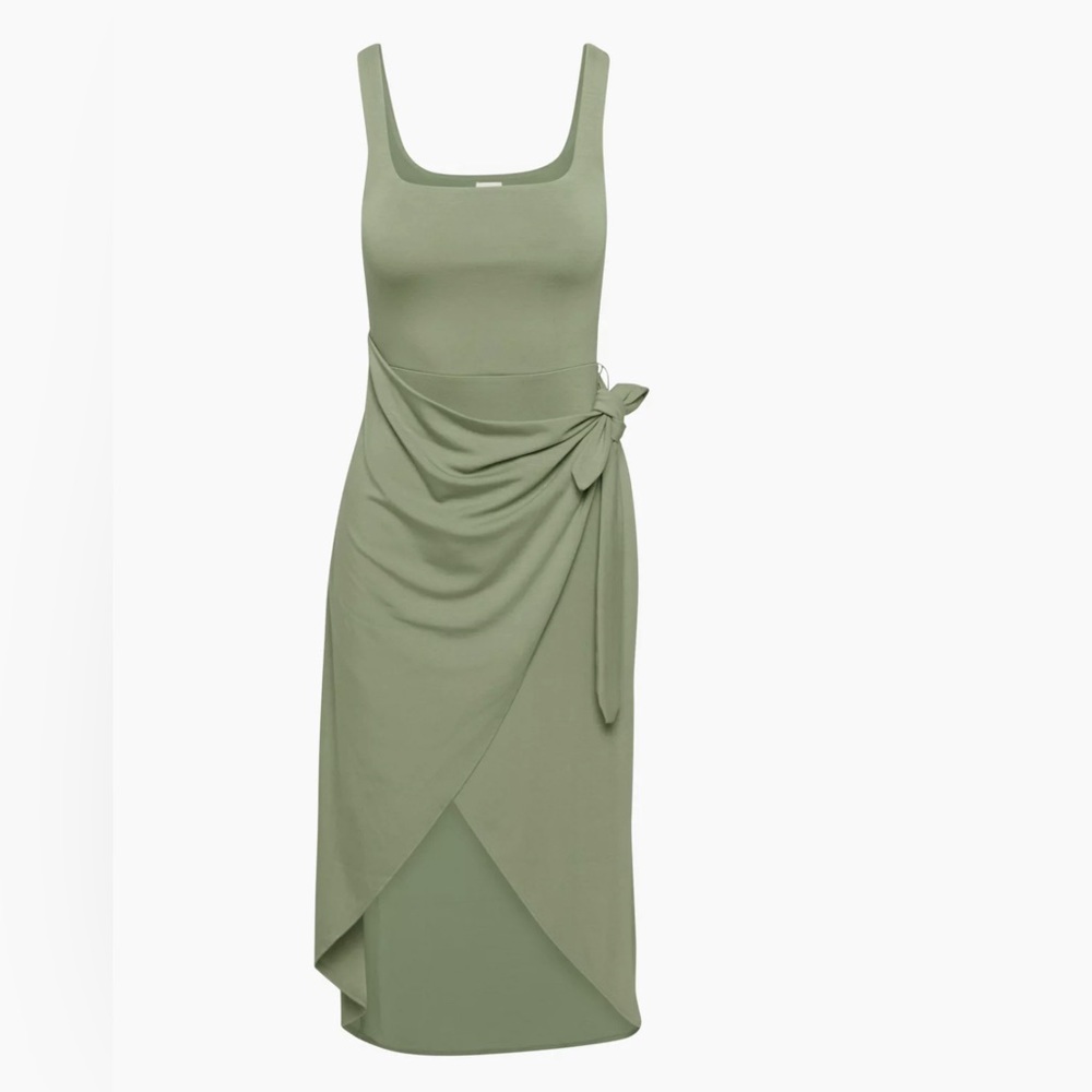 BRAND NEW NEVER WORN ARITZIA DRESS